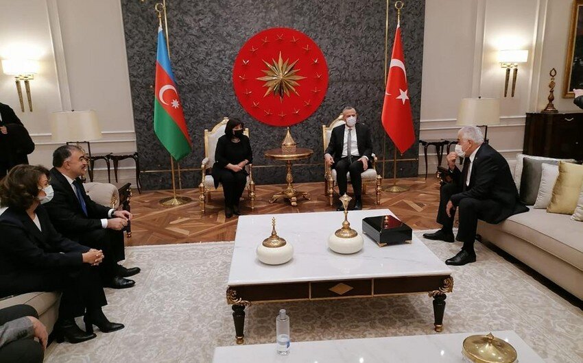 Azerbaijani Parliament Speaker visits Turkey