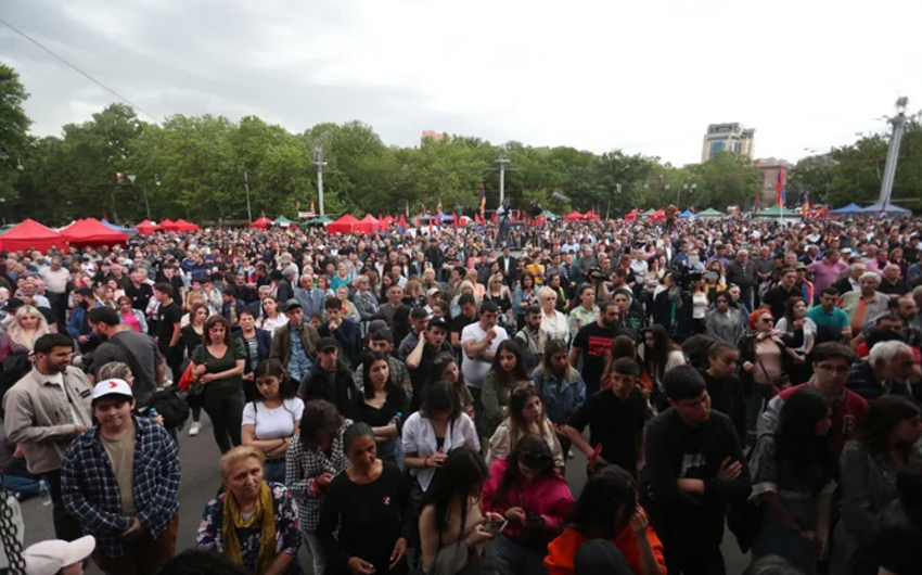 Armenian opposition vows to paralyze Yerevan