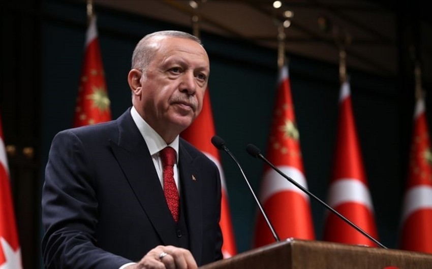 Erdogan says Turkiye does not intend to cut ties with Putin and Zelenskyy