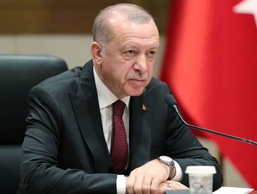 Откажитесь от поддержки террористов: Эрдоган обратился к премьеру Швеции