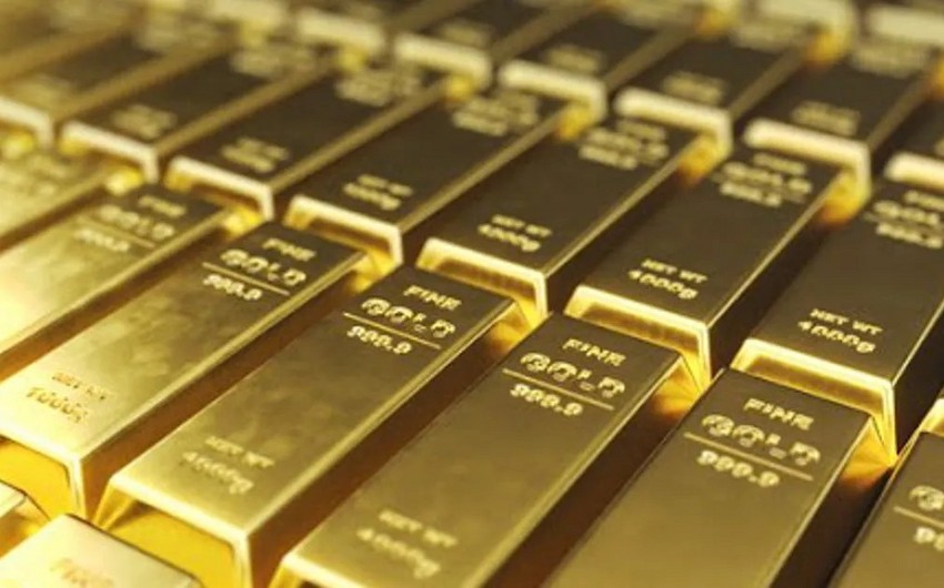 Gold falls in price slightly on rising US government debt yields