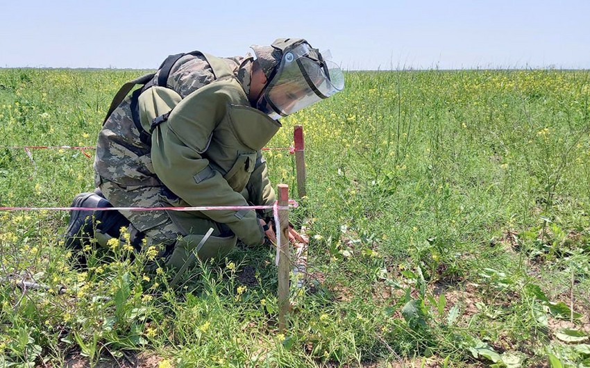 Defense Ministry announces number of mines found in liberated areas