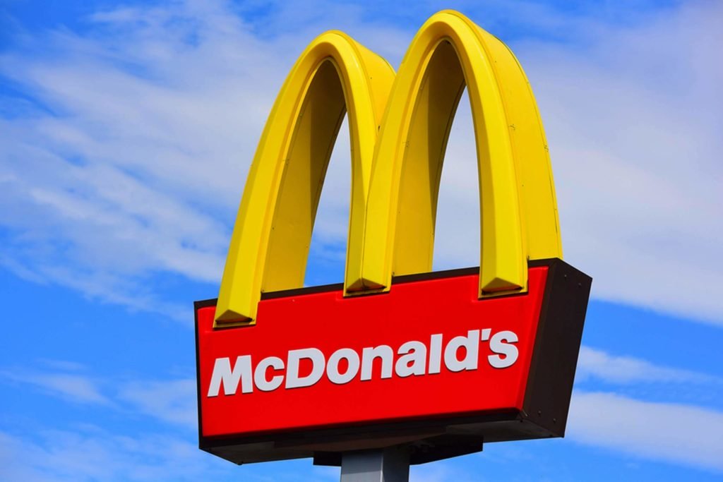 McDonald's Qazaxıstanda fəaliyyətini dayandırır