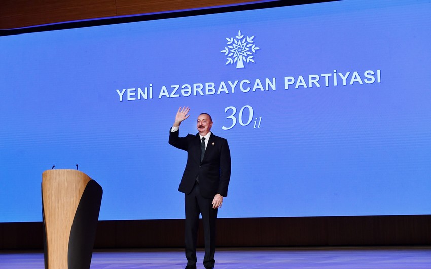 Азербайджанский лидер: В стране значительно сокращен уровень бедности
