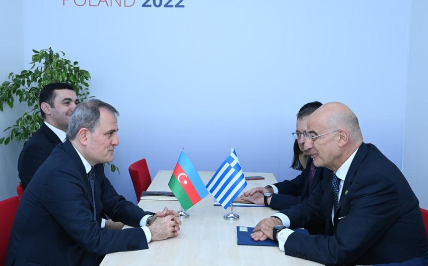 Azerbaijani Foreign Minister Bayramov discusses energy cooperation with Greek counterpart