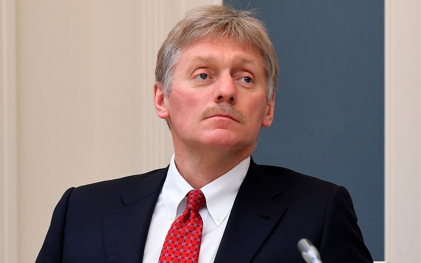 Peskov: Russia considering options for responding to introduction of oil prices cap