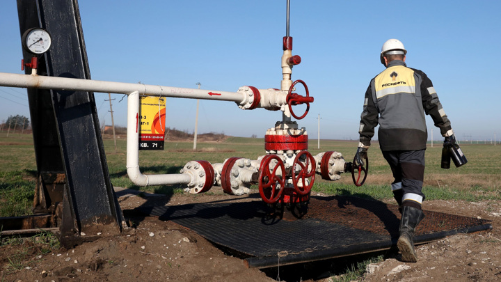 “Rosneft” Asiya ölkələrinin neft ixracatındakı payını 77%-ə çatdırıb