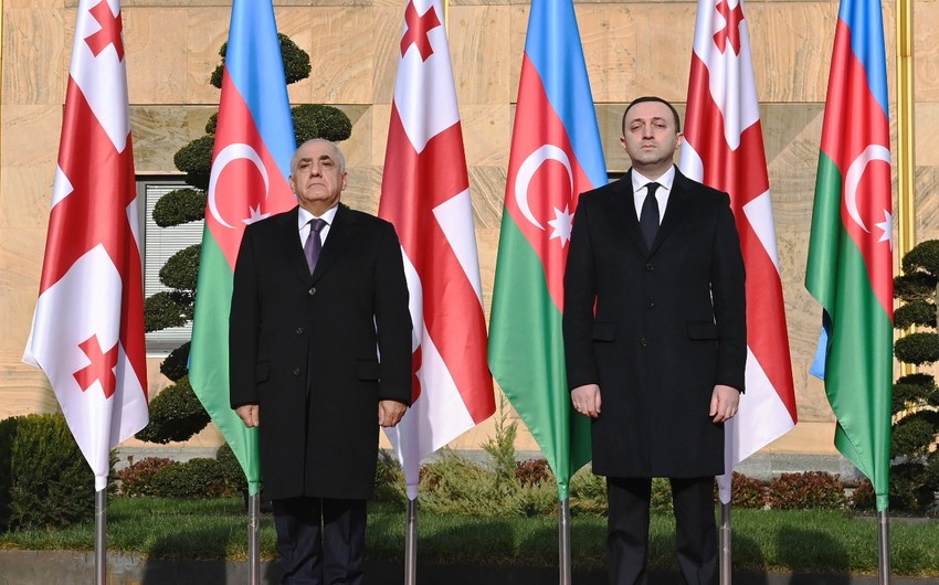 Али Асадов встретился в Тбилиси с Ираклием Гарибашвили