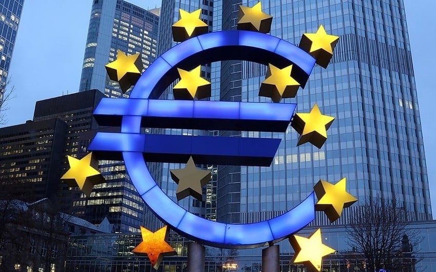 ECB raises base rate to 2.5%