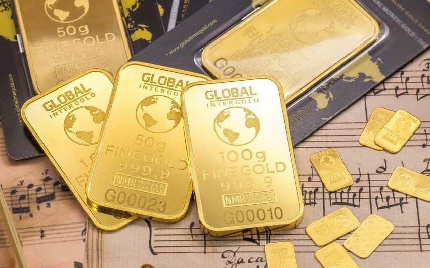 Gold stable amid actions of world regulators