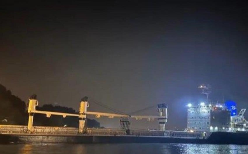 Cargo ship from Ukraine runs aground in Bosphorus Strait in Turkiye