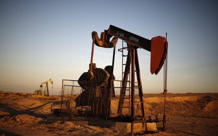 Oil prices rise on optimism around demand & weakening dollar