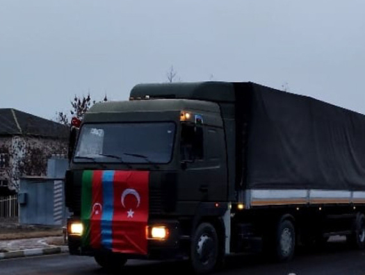 12 большегрузов с гумпомощью отправились из Нахчывана в Турцию