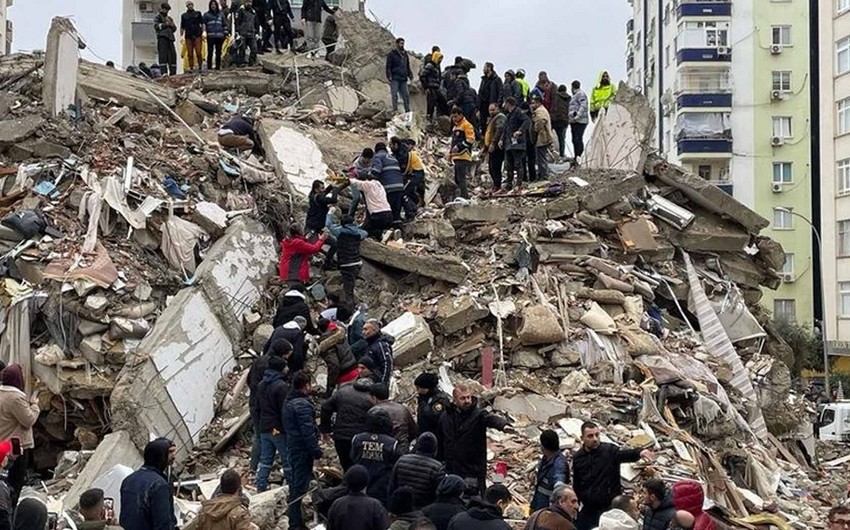 В Турции число погибших в результате землетрясения возросло до 31 643