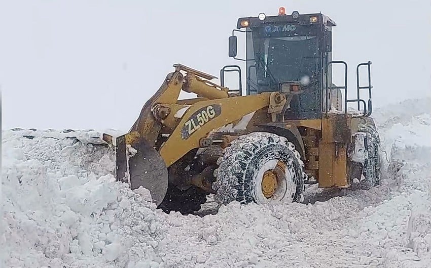 MoD: 2780 km roads cleared of snow towards Kalbajar, Lachin and Dashkasan