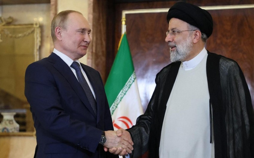 Presidents of Russia, Iran talk over phone
