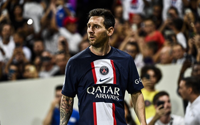 Messi wants to renew with PSG but salary demands changed