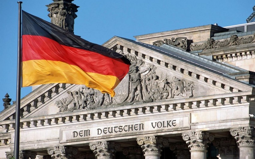 Berlin Rusiyanın Almaniyadakı beş konsulluğundan dördünü bağlayır