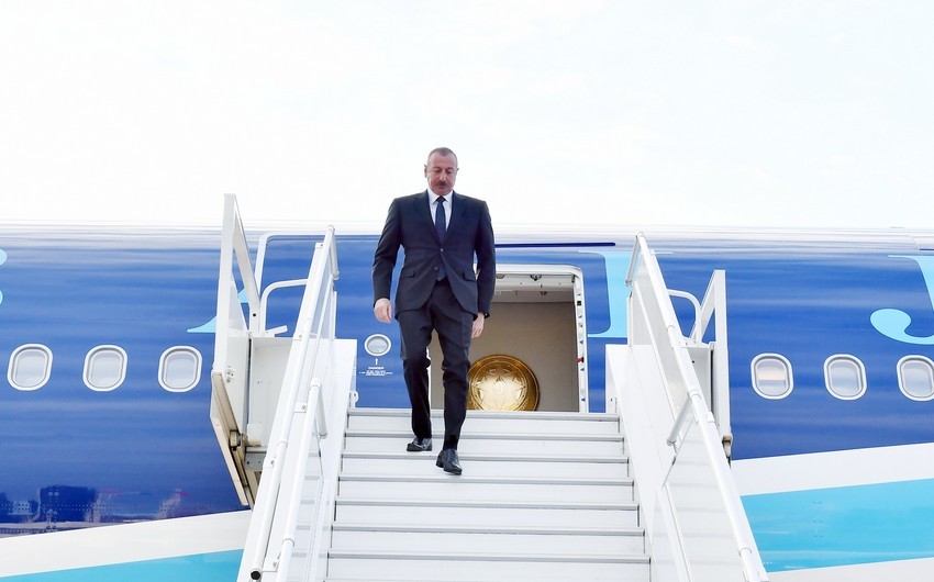 Президент Ильхам Алиев прибыл с визитом в Турцию