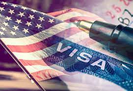 ABŞ viza rüsumlarını bahalaşdırıb 
