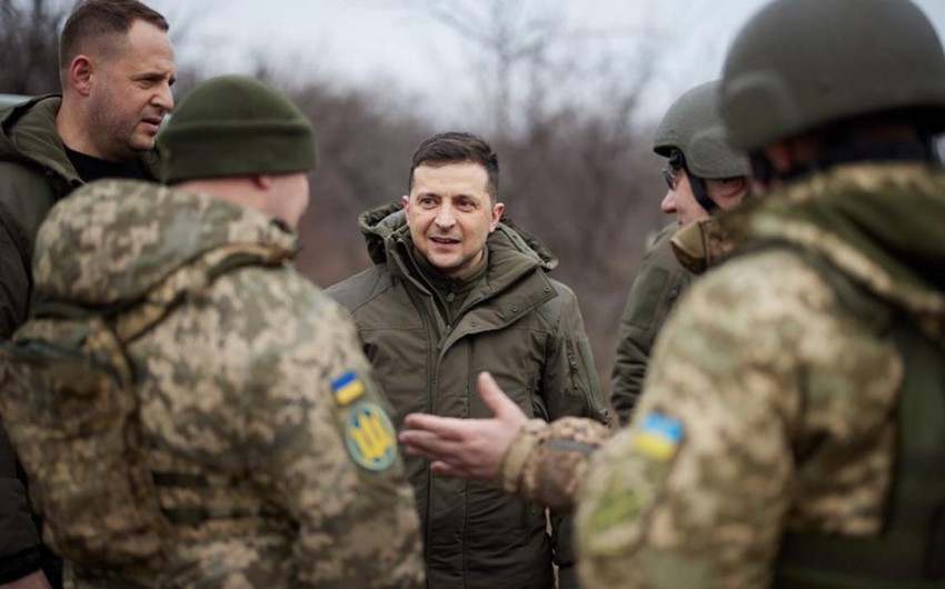 Zelenskyy holds meeting with servicemen on Ukraine’s offensive