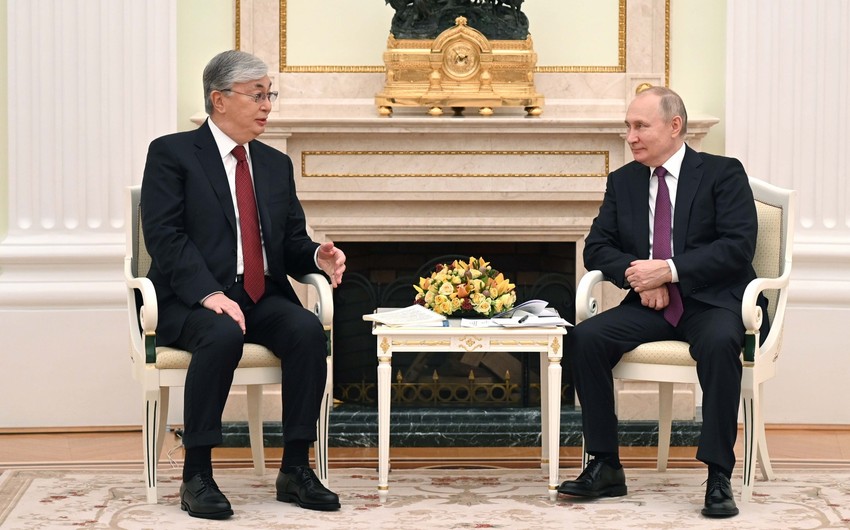 Putin informs Tokayev about situation in Russia