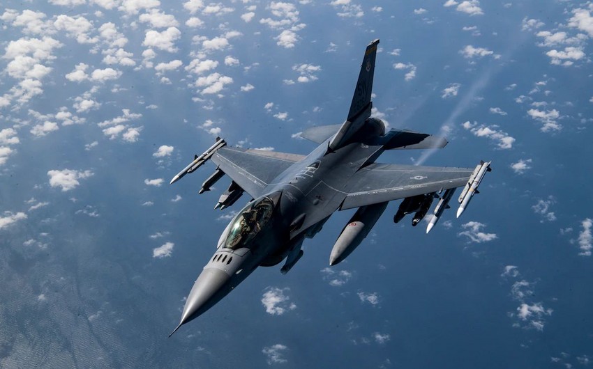 Top US general says Ukraine to get F16 jets soon