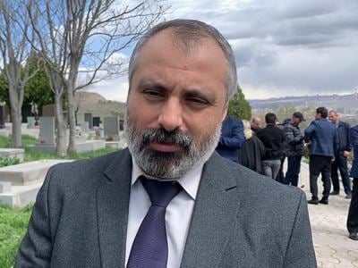 Davit Babayan təslim olmaq üçün Şuşaya gəlir