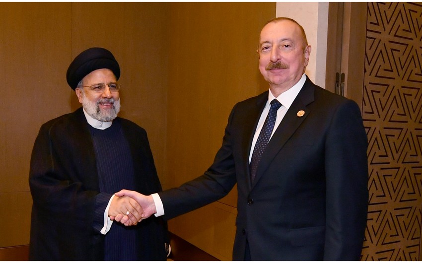 İlham Əliyev Daşkənddə İran Prezidenti ilə görüşüb - YENİLƏNİB
