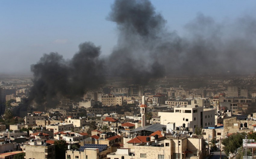 Over 800 people pass through Rafah checkpoint into Egypt from Gaza in one day