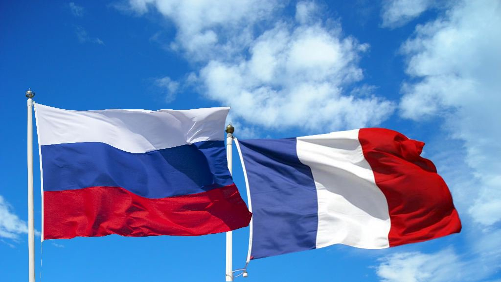 Rusiya Fransada viza mərkəzlərini bağlayır