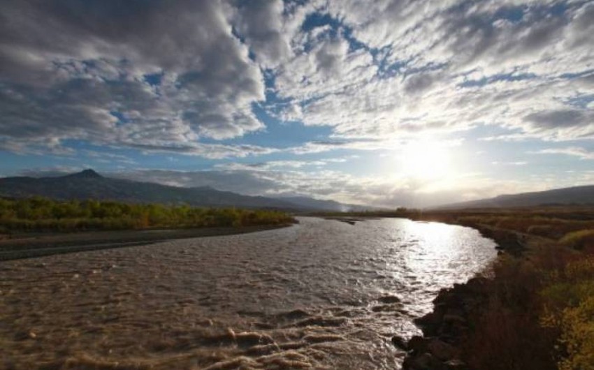 Armenia, Iran working on project for new bridge over Araz River