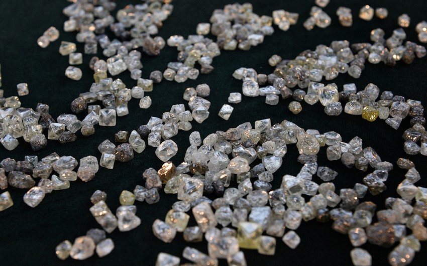 Canada, G7 banning direct import of Russian diamonds