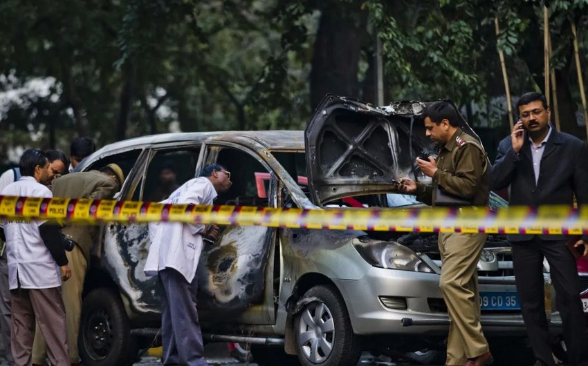 Blast near Israel embassy in Delhi, 2 suspects caught on CCTV