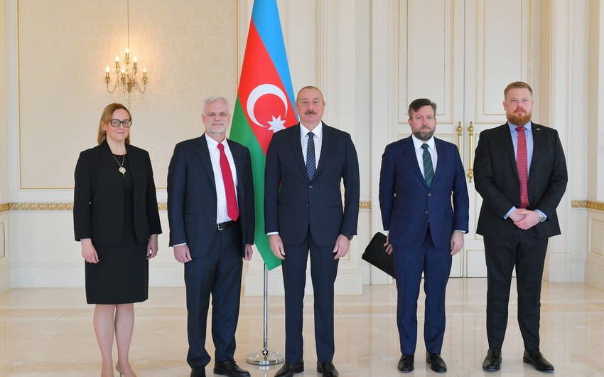 Президент Азербайджана принял верительные грамоты новоназначенного посла США