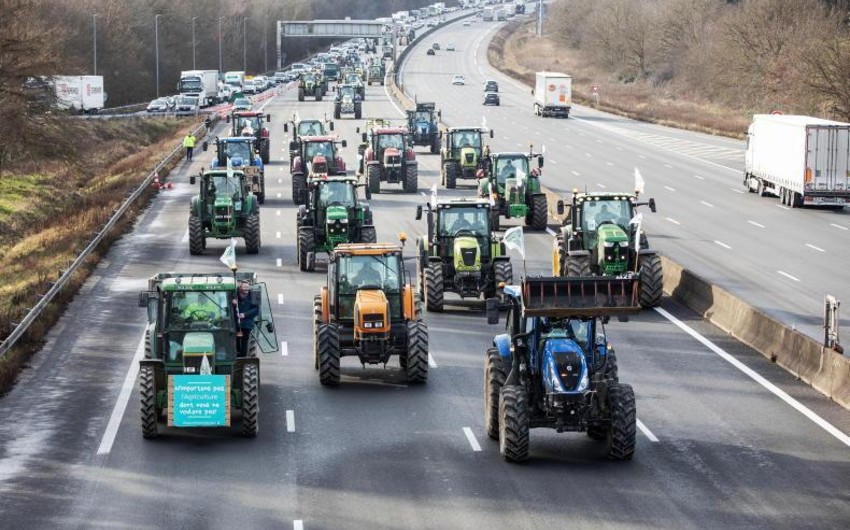 Protesting farmers flock to Brussels before EU summit