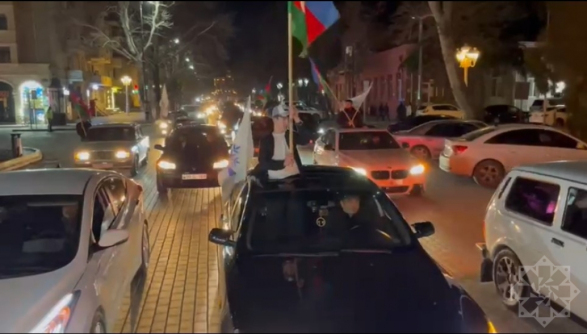 В регионах Азербайджана люди вышли на улицы: Да здравствует Алиев!