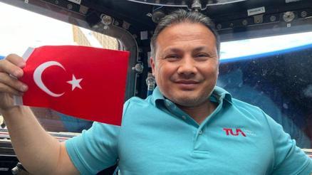 Türkiyənin ilk astronavtı Yerə qayıdıb