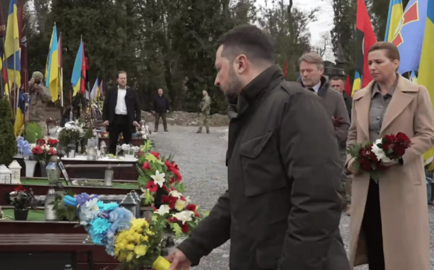 President of Ukraine and Danish PM visit Lychakiv Cemetery in Lviv