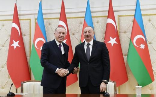Алиев поздравил Эрдогана в связи с юбилеем