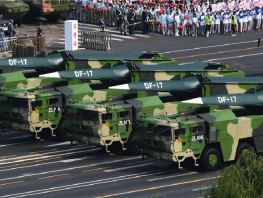 Пентагон: Китай опережает Россию и США по гиперзвуковому оружию