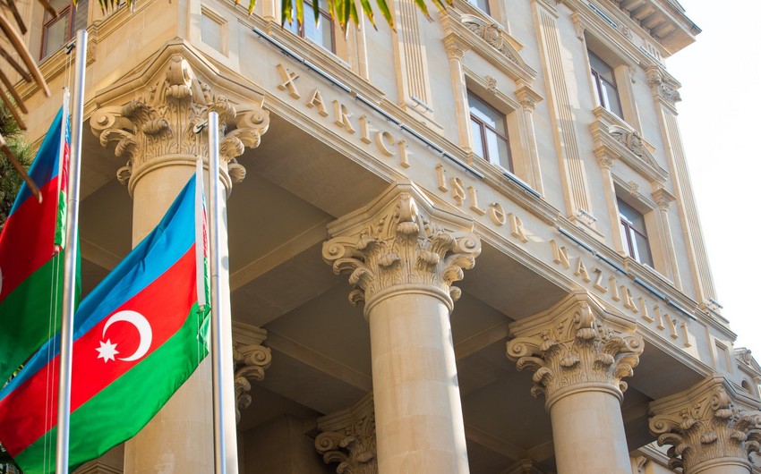 МИД Азербайджана призвал премьер-министра Франции положить конец провокационным заявлениям