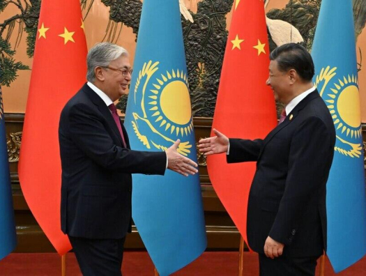 Си Цзиньпин едет в Казахстан