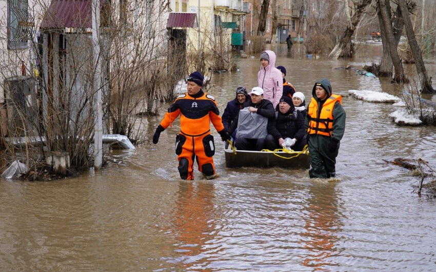 В Казахстане эвакуировали более 63 тыс. человек в связи с паводками