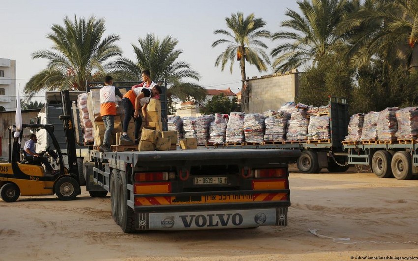 Pakistan dispatches 8th relief consignment for Gaza via Egypt