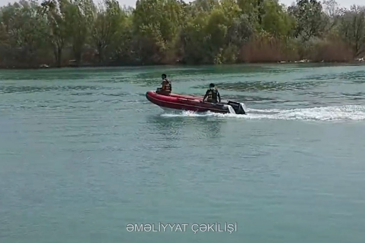 Ceyranbatan kanalında batan uşağın axtarışları davam edir - VİDEO