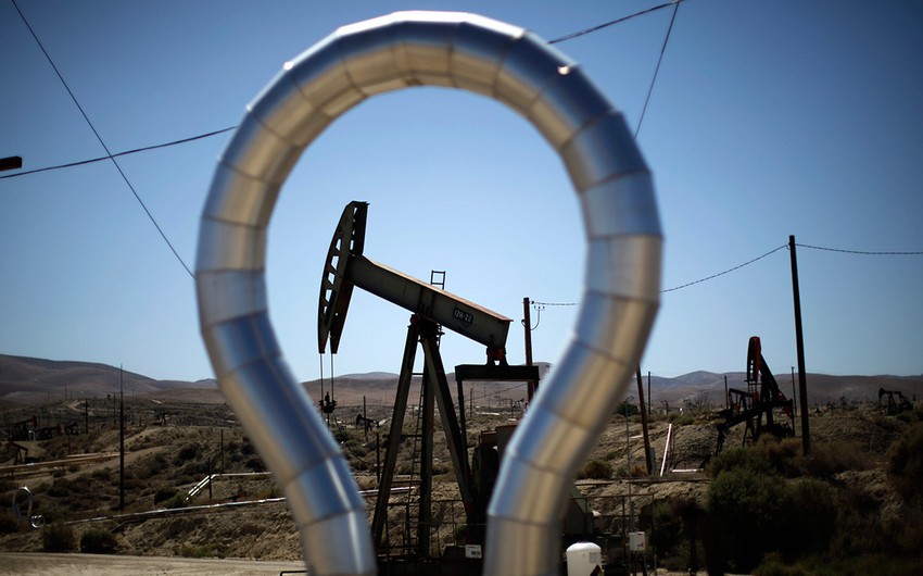 Azerbaijani oil price approaches $84