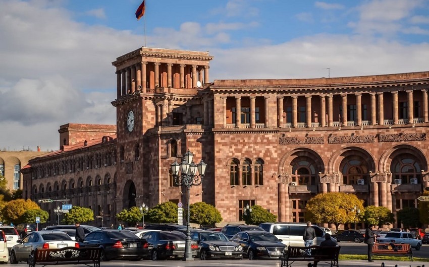 Armenia's public debt up by 15%