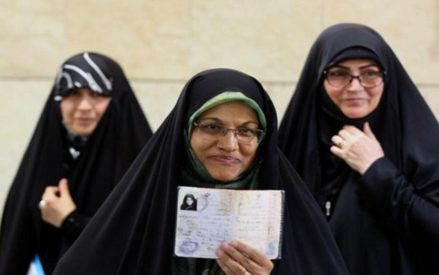İranda ilk dəfə qadın prezident seçkilərində namizəd kimi qeydiyyatdan keçib