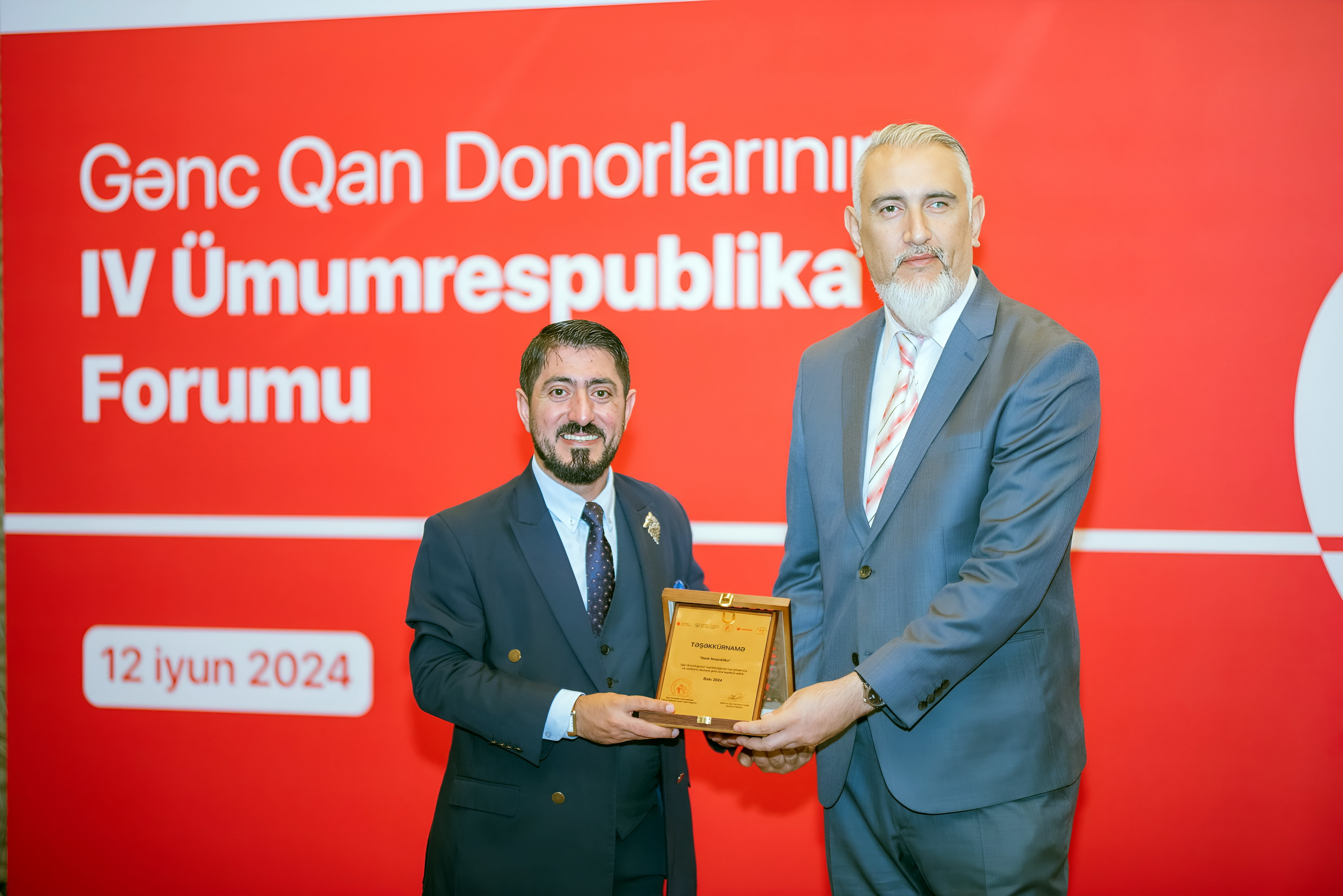 Bank Respublika “Gənc Qan Donorlarının IV Ümumrespublika Forumunda” mükafat alıb